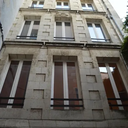 - Le Petit Rochelais - Centre Vieux Port