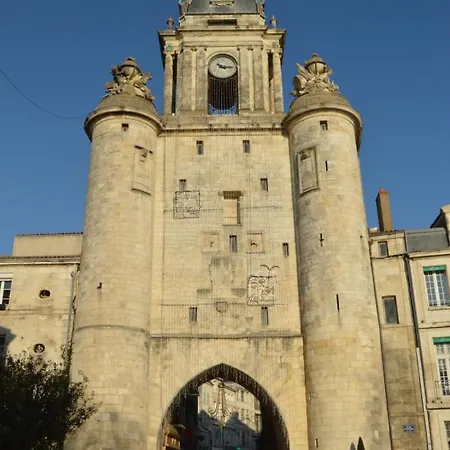 - Le Petit Rochelais - Centre Vieux Port Apartment